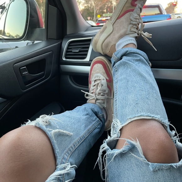 Meet your Posher, Crissy - Picture 1 of 1